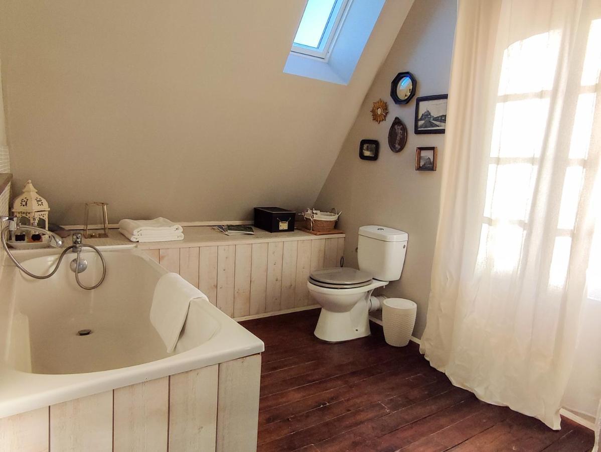 Chambres D'Hotes Le 1900 Val-Couesnon Eksteriør billede