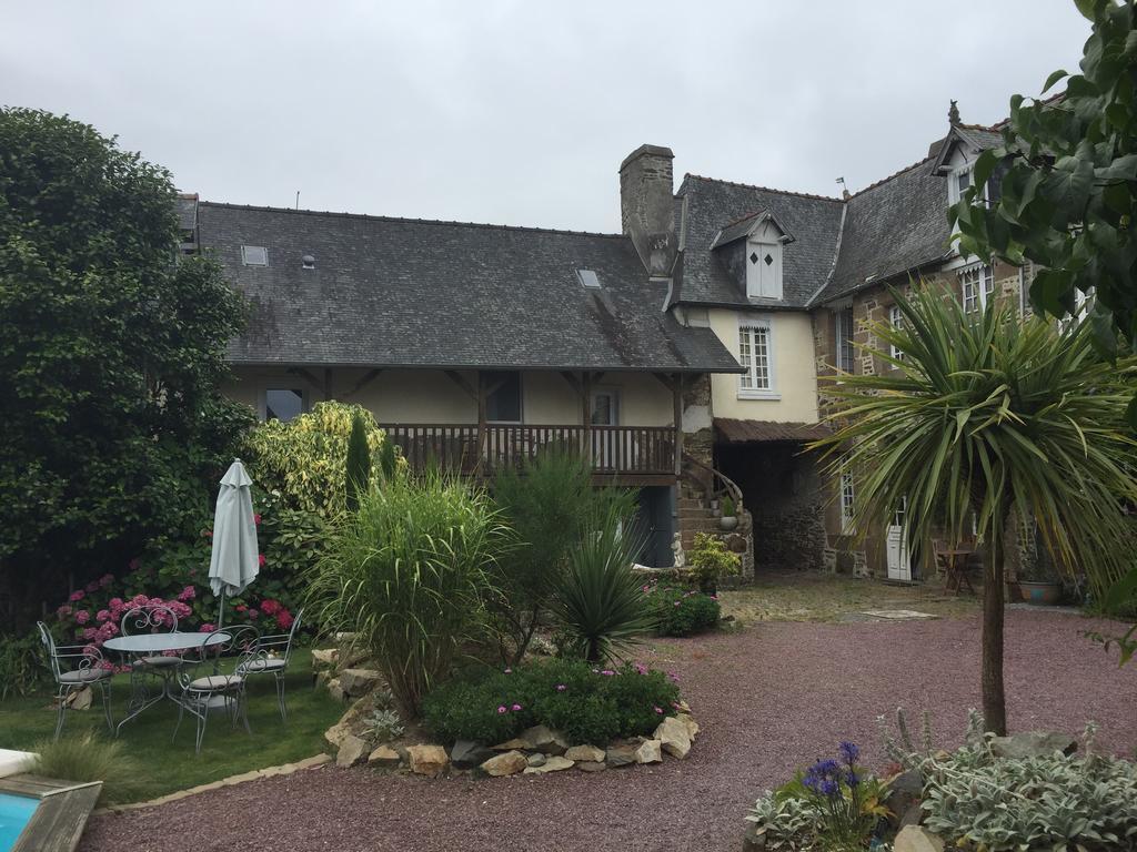 Chambres D'Hotes Le 1900 Val-Couesnon Eksteriør billede